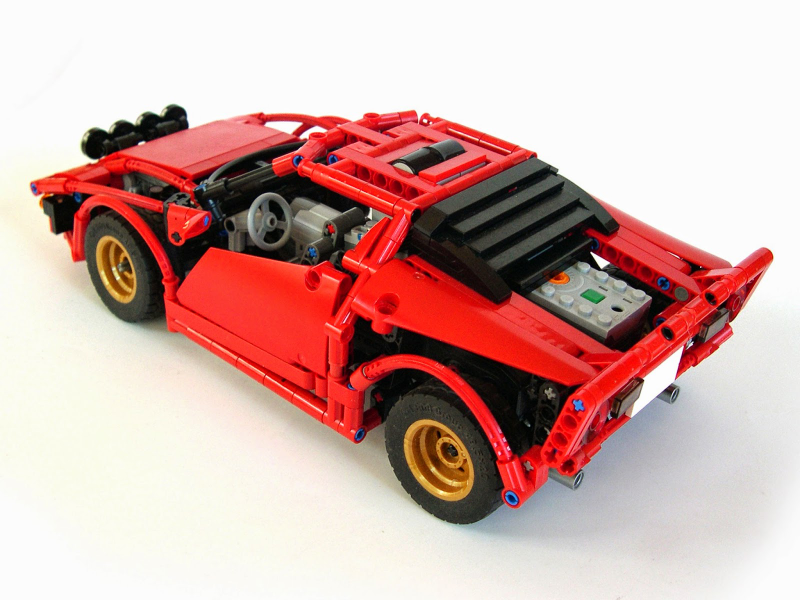 Illustration for article titled Check out this tail happy Lego Lancia Stratos
